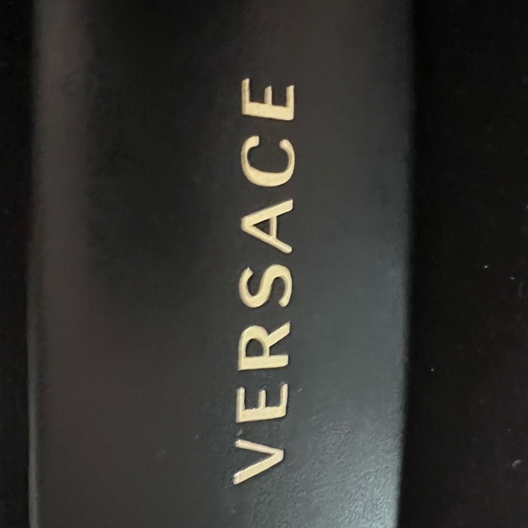 Versace Sunglasse case 6 by 2 black has cleaning cloth. - Picture 8 of 13